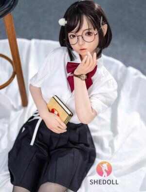 洛小夕 148cm D罩杯 全矽膠 - 可動下巴+學生制服 眼鏡娘 蘿莉巨乳 實體娃娃